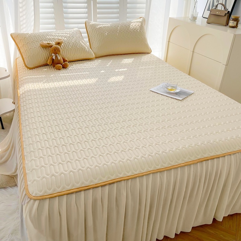 Aizsildzējošs lateksa gultas veļas komplekts - drukāta audums, sintētiskais lateks, lateksa saturs 70–80%, mūsdienīgs minimālisma stils