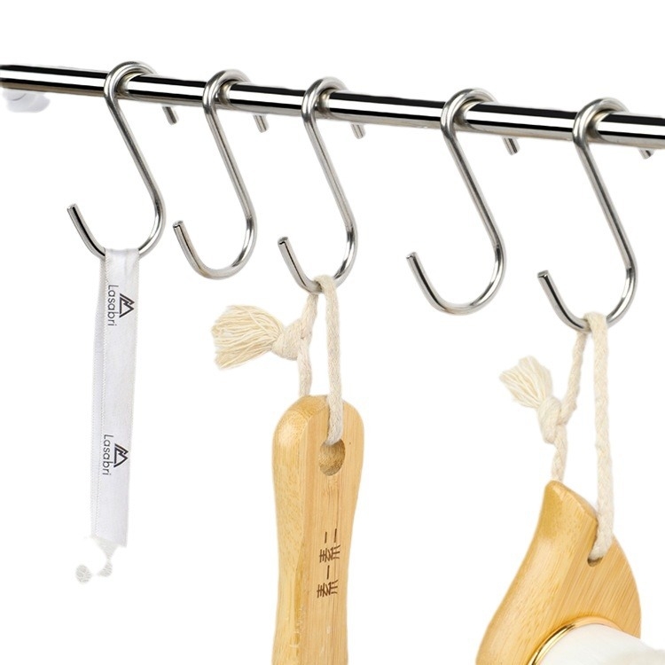 Roostevabast terasest riidehaak, mitme rea disain, kaasaegne minimalistlik stiil, kandevõime 1–3 kg