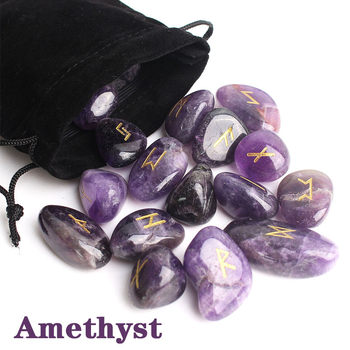 Prirodni kristalni runični kamen sa nordijskim natpisom, ručno izrezbaren rekvizit (Materijal: titanij kristal; Kategorija: kristalni sirovi kamen; Stil: moderni minimalizam; Pakiranje: karton)