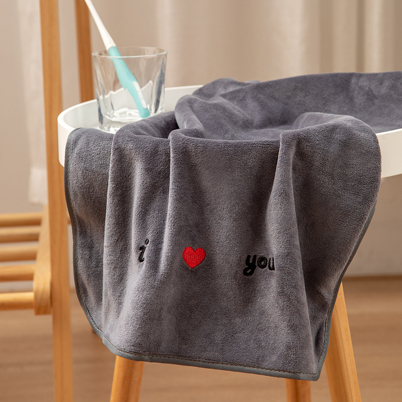 Микрофибърна кърпа за лице с бродирано лого, 130 g/m², полиестерово влакно, бродиране и подгъв