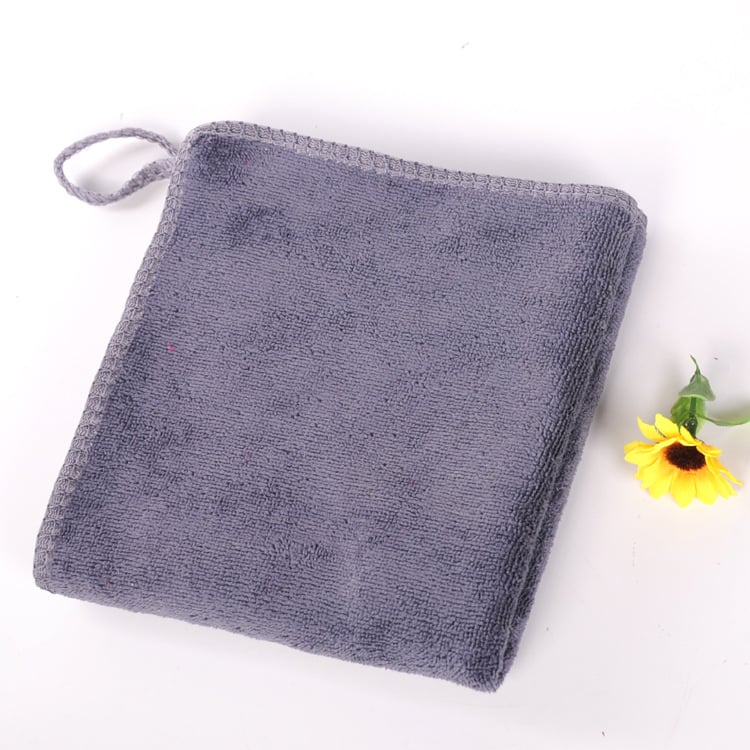 Квадратна микрофибърна кърпа за деца, абсорбираща, с подгъв и велурена обработка (300 g, еднонишкова прежда, 80% полипропиленово влакно)