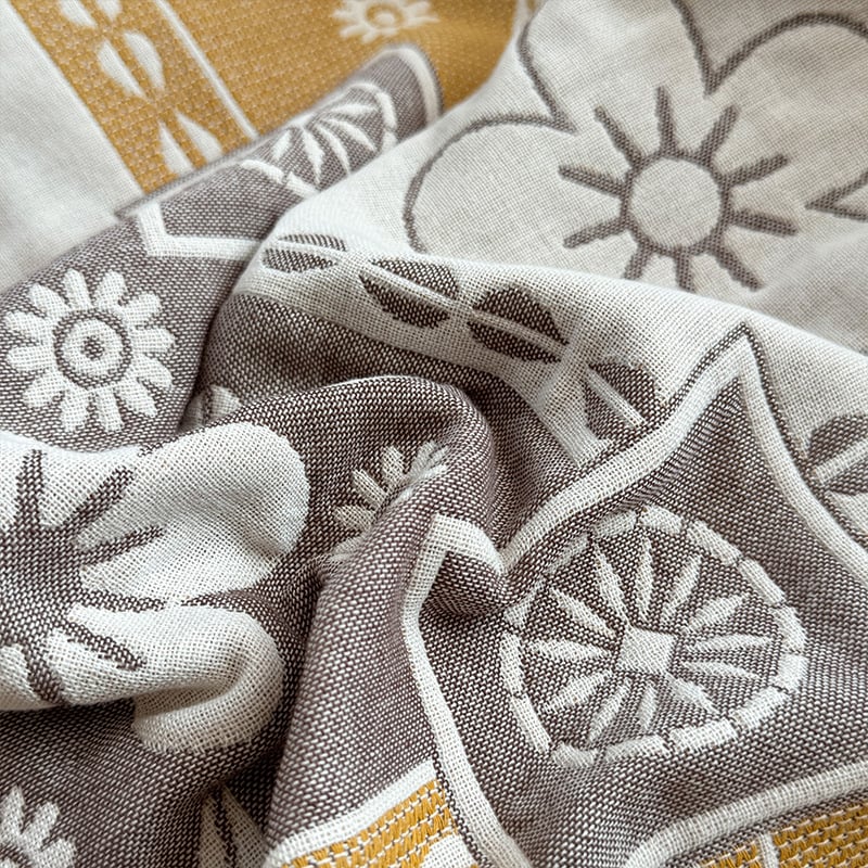 Kupaći ručnik od 100% pamuka s jacquard uzorkom, resice, težina 400–500 g, višenamjensko pokrivalo za rame