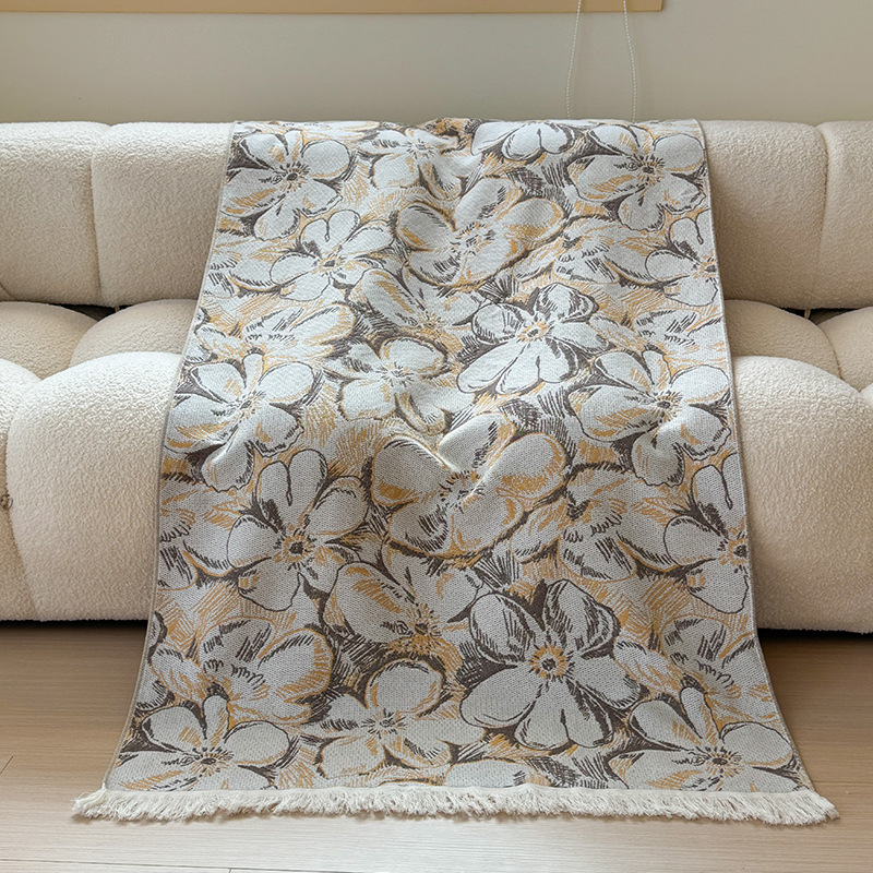 Kupaći ručnik od 100% pamuka s jacquard uzorkom, resice, težina 400–500 g, višenamjensko pokrivalo za rame