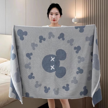 Vannas dvielis no 100% kokvilnas, mīksts un absorbejošs, biezināts ar drukāto rakstu, 150D šķiedras, svars 500 g vai vairāk