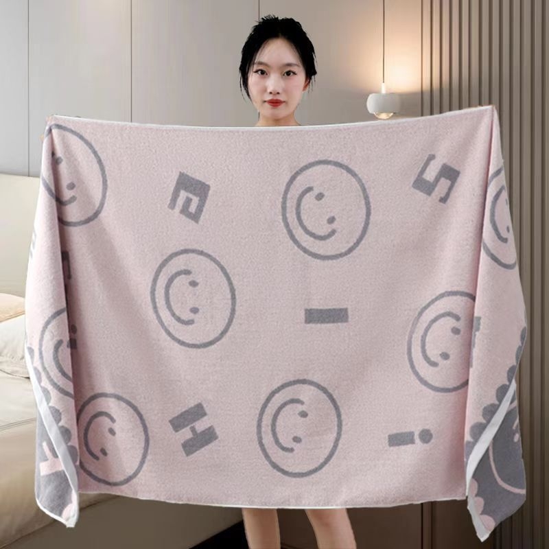 Vannas dvielis no 100% kokvilnas, mīksts un absorbejošs, biezināts ar drukāto rakstu, 150D šķiedras, svars 500 g vai vairāk