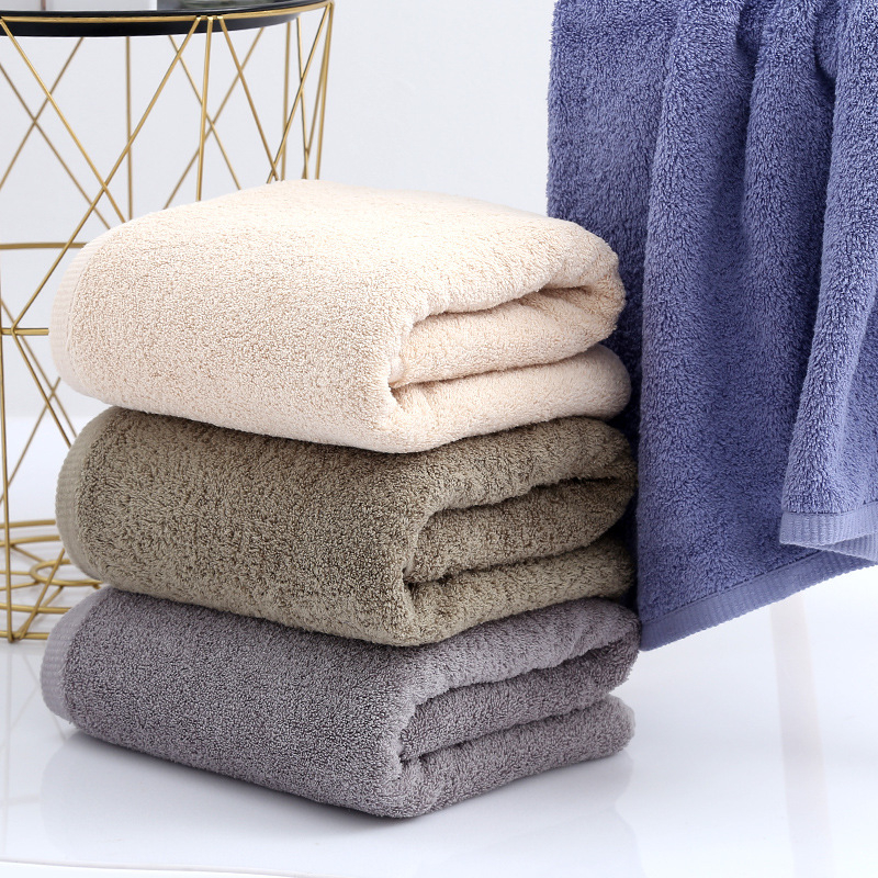 Fürdőlepedő, hosszú szálú pamut, 32s fonal, sima szövés, 120–140 g