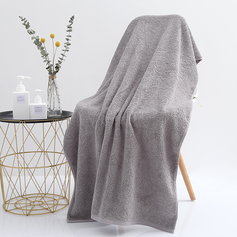 Fürdőlepedő, hosszú szálú pamut, 32s fonal, sima szövés, 120–140 g