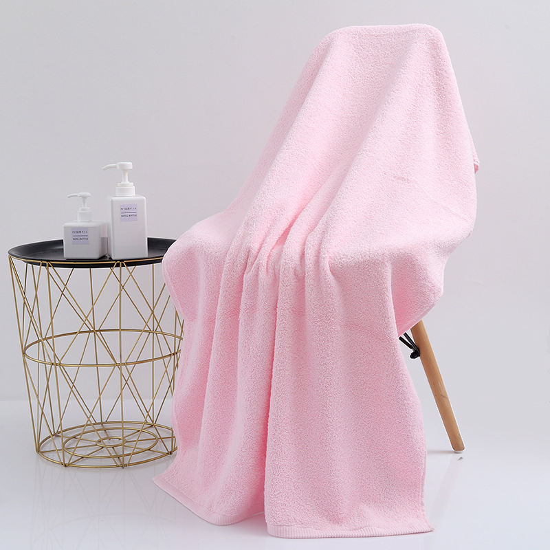 Fürdőlepedő, hosszú szálú pamut, 32s fonal, sima szövés, 120–140 g