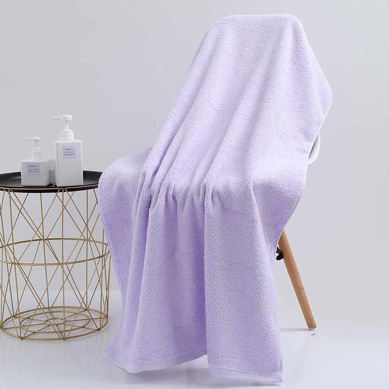 Fürdőlepedő, hosszú szálú pamut, 32s fonal, sima szövés, 120–140 g