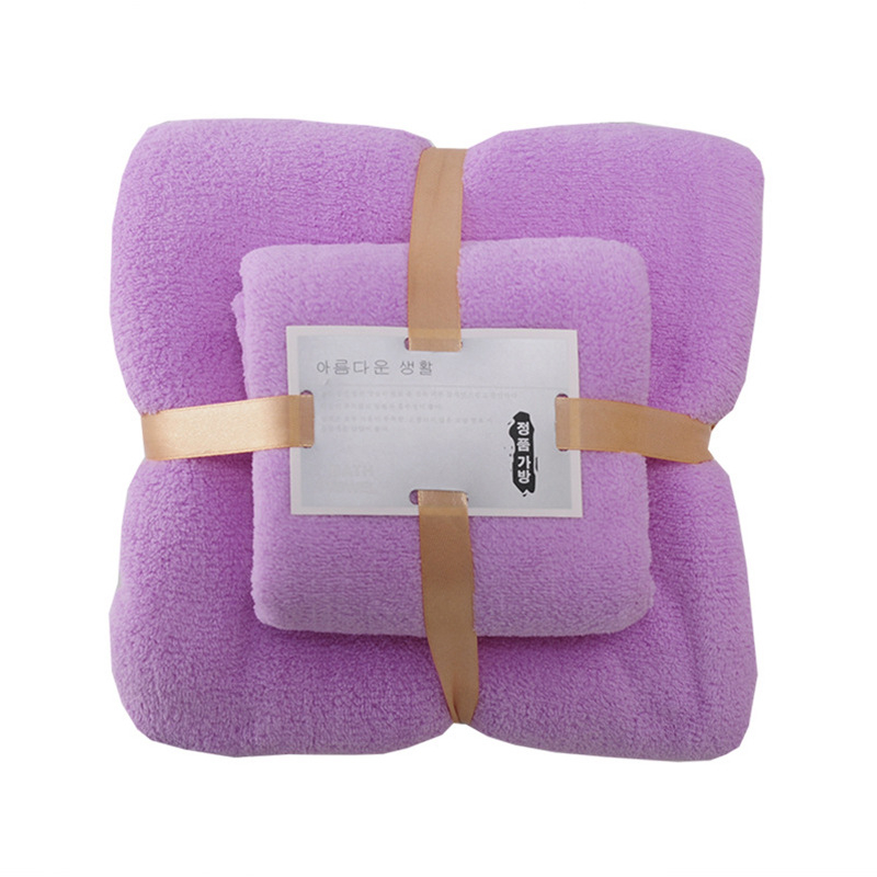 Anya- és gyerek törölközőkészlet korall-flízzel, vastag és puha, nedvszívó, szálmentes, ajándékdobozban (230 g/m², egyszerű szövés, logónyomtatás lehetséges).