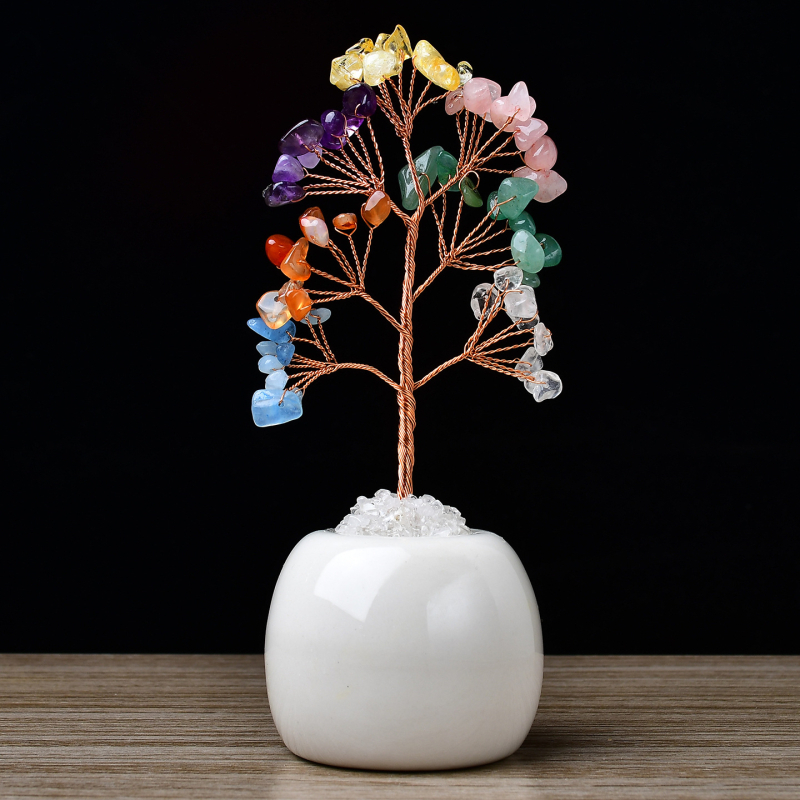 Raha puu ornament — roosa kristall, kingituskarp, kaasaegne minimalistlik stiil