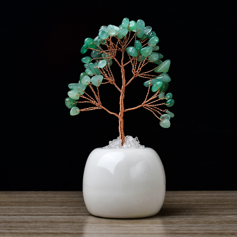 Raha puu ornament — roosa kristall, kingituskarp, kaasaegne minimalistlik stiil