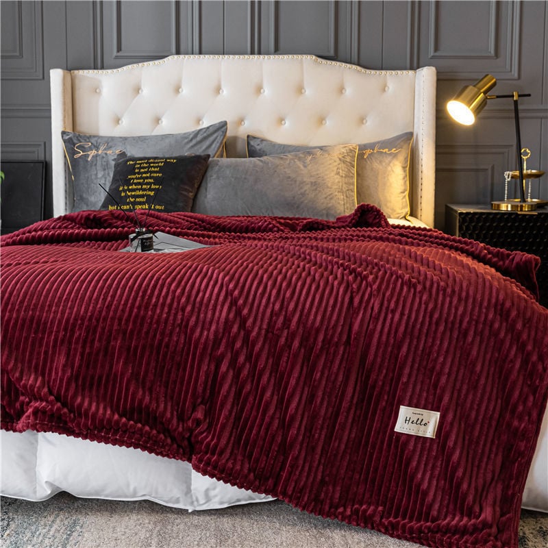 Tejplüss pléd, 5000 g+ súlyú, tavasz-őszi szezonra, modern minimalista stílus, kémiai rostból készült takaró