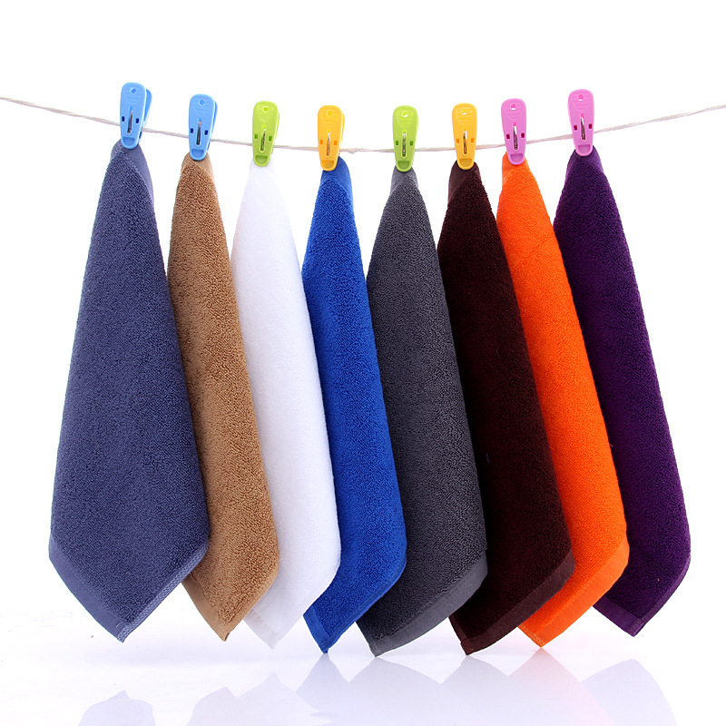 Prosop de bucătărie din bumbac, mic pătrat, 50 g, fir 21s, ply, țesătură simplă (plain weave), absorbție 5–10 s, imprimare logo disponibil