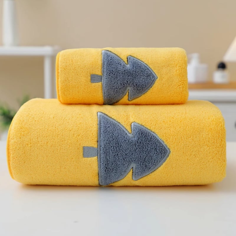 Cleansing Coral Velvet set ručnika: za tijelo i lice, 4 komada, 150D vlakno, prošiveno i obrubljeno, svaki 80–100 g