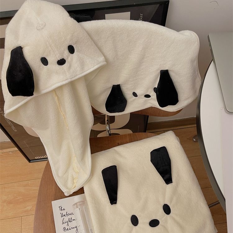 Комплект три кърпи за баня с коралов флис, 450 г и повече, абсорбиращ, включена шапка за сушене на коса