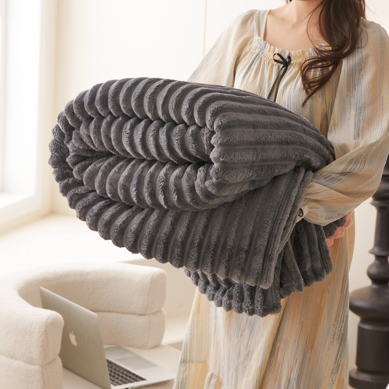 Одеяло коралов флийс с широки ивици, полиестер, тегло 1000–1499 г, за всички сезони