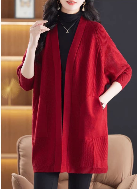 Kardigāna stila adījums ar V kaklu, garas piedurknes, vidēja garuma, audums Andy velvet ar polyesteru