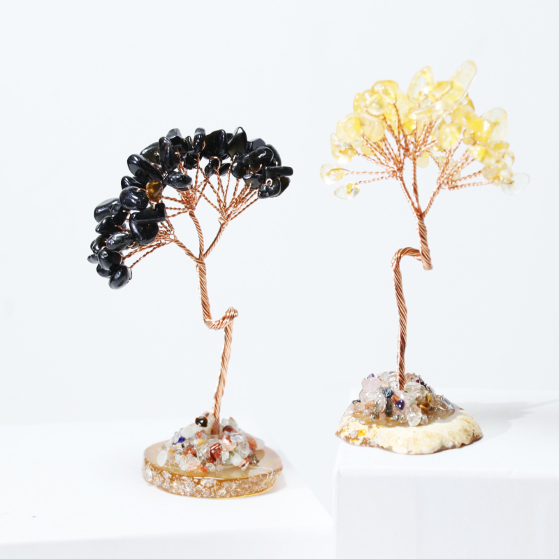 Kristallidest õnnepuu Crystal Raw Edition, kaasaegne ja minimalistlik laua dekor, mullpakend (Materjal: Kristall; Bränd: Crystal Raw Edition; Stiil: Modernne ja minimalistlik; Pakend: Mullpakend)