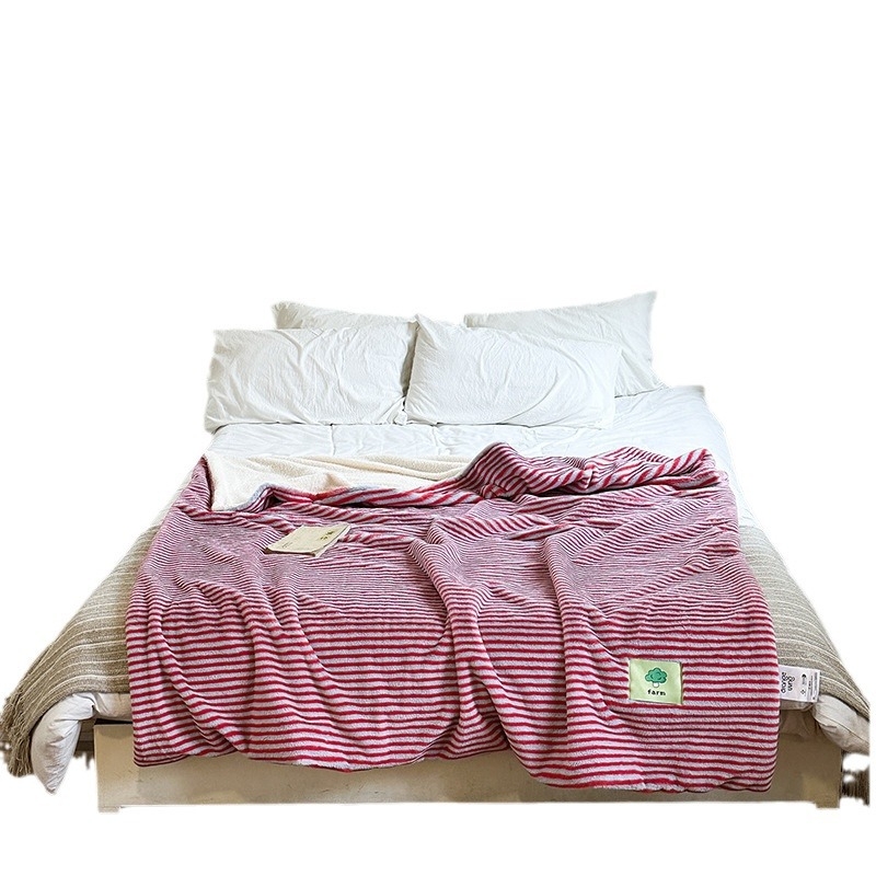 Полиестерово одеяло 1000 г, пролетно-есенно, модерен минималистичен стил, свиване 2-5%