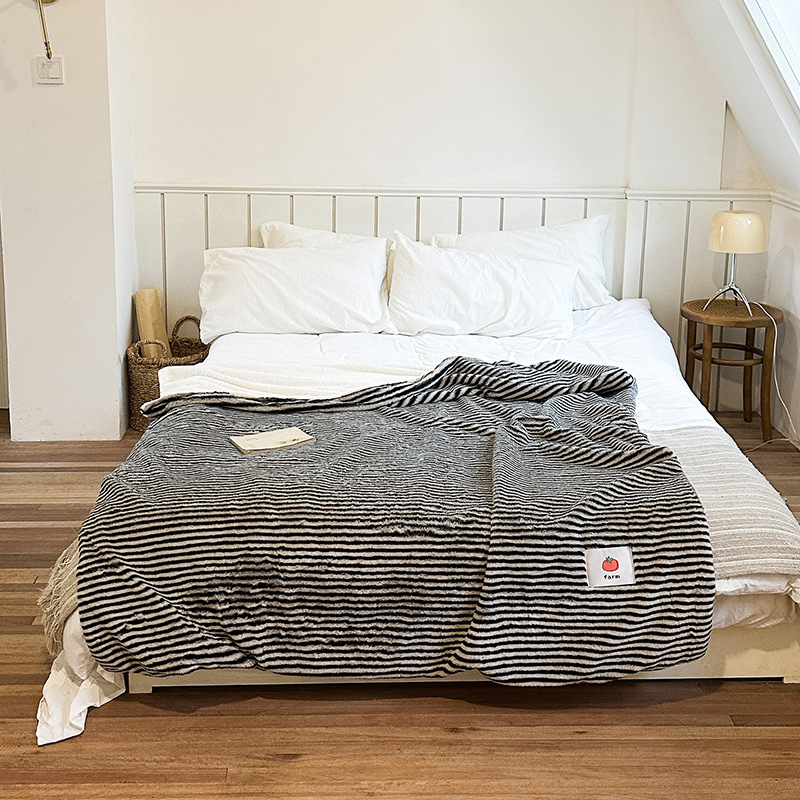 Полиестерово одеяло 1000 г, пролетно-есенно, модерен минималистичен стил, свиване 2-5%