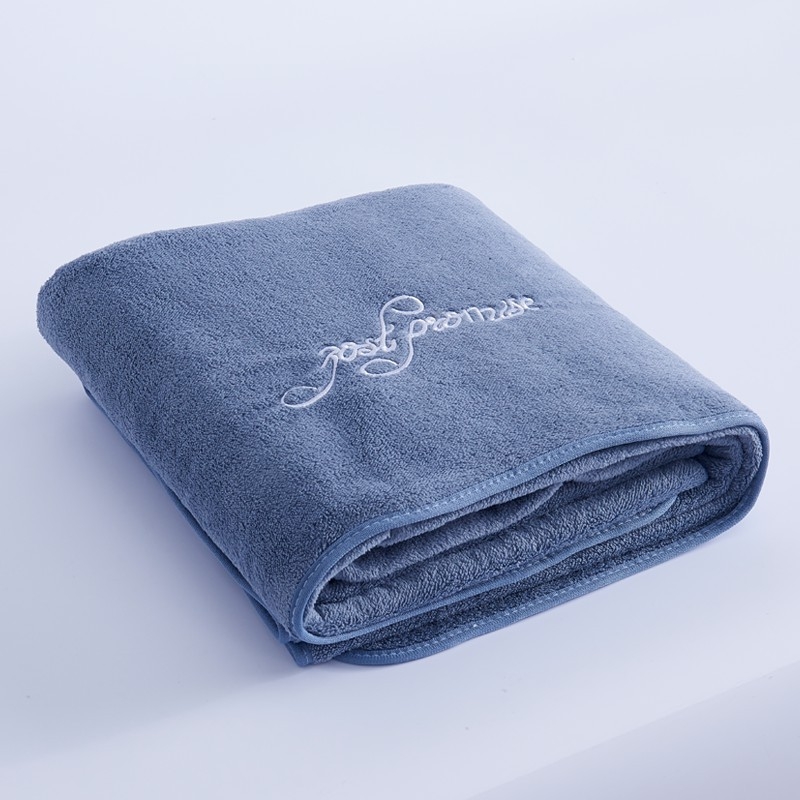 Prosop de baie Xidi - Microfibră Coral Fleece, Catifea tăiată, Fire 21s, 40 fibre, Brand Wiledy