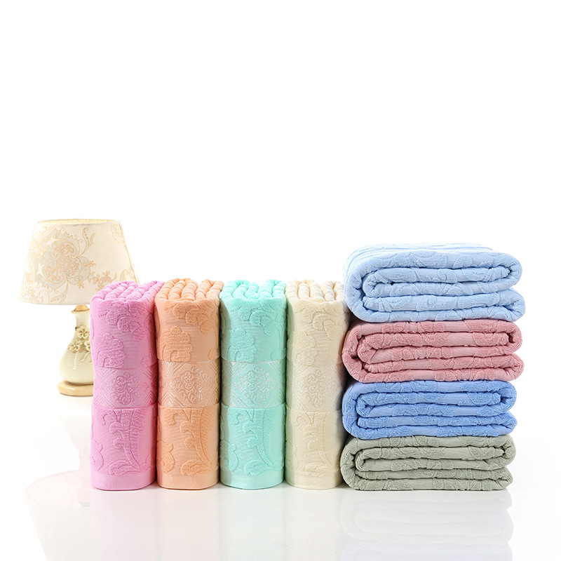 Ručnik-deka od pamuka, prilagodljiva iz šivanjem, mekana i koži-prijateljska, 99% pamuk, prugasti uzorak, težina 0.55–1.0 kg, ljetna upotreba