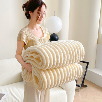 Одеяло от коралов велур със еднотонен модел, за пролетно-есенно ползване; персонализация; тегло под 300 g; свиване 2–3%; устойчивост на цвета 4