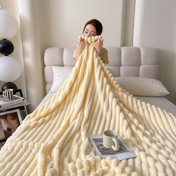 Одеяло от коралов велур със еднотонен модел, за пролетно-есенно ползване; персонализация; тегло под 300 g; свиване 2–3%; устойчивост на цвета 4