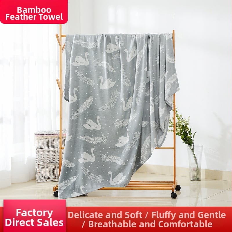 Bambuko pluošto pledas, dryžuotas raštas, vasara, šiuolaikiškas minimalistinis stilius