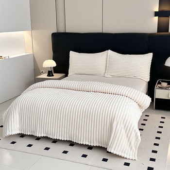 Одеяло от 100% полиестер, 200 г, за пролет и есен, семпъл модерен стил, без обработка