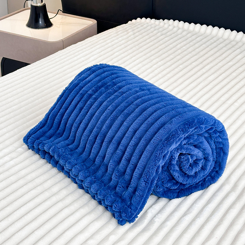 Одеяло от 100% полиестер, 200 г, за пролет и есен, семпъл модерен стил, без обработка