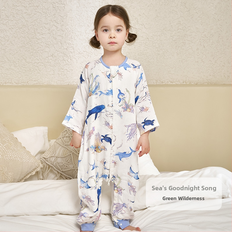 Guļammaiss zīdaiņiem 1–3 gadi: antibakteriāls materiāls no bambusa un kokvilnas gazes auduma, pildījums 100% kokvilna, atdalītas kājas, rāvējslēdzējs nālons