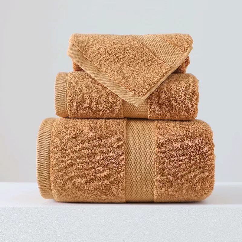 100% kokvilnas dvielis vannas un sejas lietošanai, 440 g/m², 32s diegs, Siro spun tehnoloģija, mīksts, bez šķiedrām, logotipa izšuvums iespējams