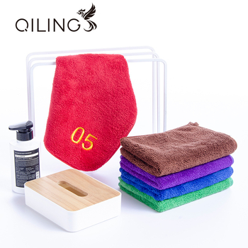 Konyhai menedzsment törölköző digitális számmal és színkódolt fogóval, 5S-kompatibilis, sűrített korall plüss; finom rost 95% poliészter; sima szövés hajtás; logónyomtatás; testreszabás