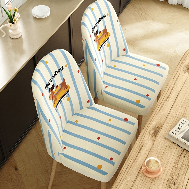 Zakrivljena navlaka za stolicu s protuklizmom, otporna na mačke, s debljim naslonom i integriranom navlakom za sjedalo