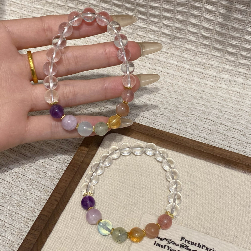 Narukvica - kristal, jednostavan stil, ženski dizajn, proljeće 2025