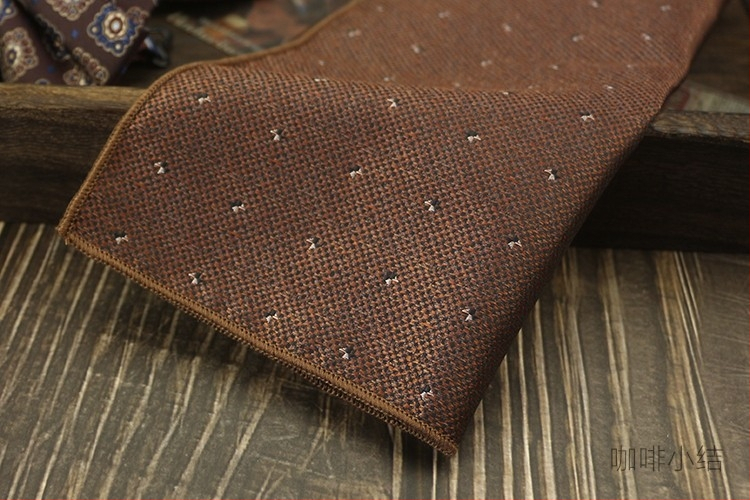 Джобна кърпа за сако, полиестерна материя, модел кешу орехи, сатенено покритие, модерен стил, стандартна ширина