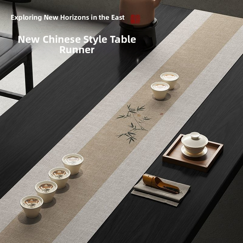 Stolnjak, poliesterski materijal, kvadratnog oblika, kineski stil, uzorak biljaka i cvijeća, otporan na habanje i upija vodu