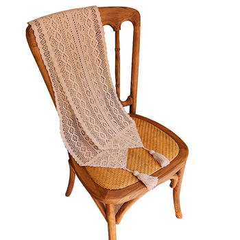 Puuvillast-linane laudlina lillekirjetega, 90% puuvill, 10% polüester, bränd Diai, sobib magamistuppa, tööruumi ja söögitoa jaoks