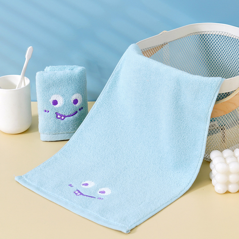 Dječji ručnik za ruke s cartoon motivom, 100% pamuk, težina ispod 50 g, izšiven, ravno tkanje, prilagodljivo