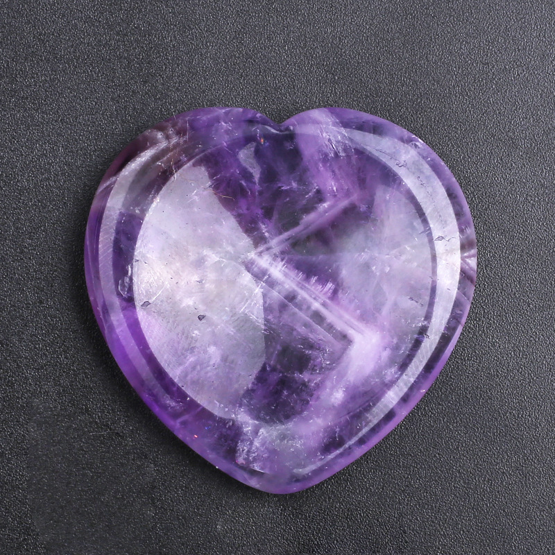 Plaukstas akmens – sirds formas masāžas akmens no rozā kvarca, Nafus, kartona iepakojums