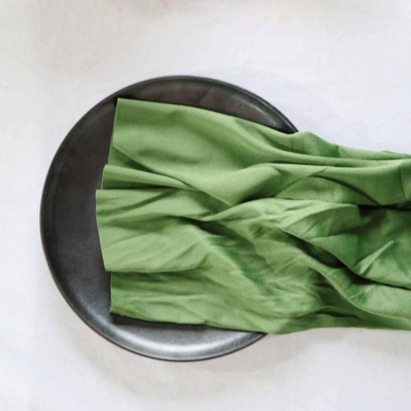 Nordic stiilis laua runner polüestrist, kahekülgne pliiseeritud gazes materjal, 100% polüester, ühtne muster, kohandatav, sobib elutoa, restoranidesse, rõdule ja kaubandusruumidele