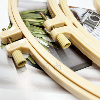 Keresztszemes hímzőkeret készlet, állítható műanyag keret, PP anyag, modern minimalista stílus