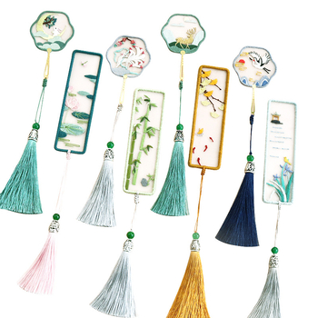 Комплект за бродерия върху закладка за книга в стил Мин-Цин, флорални мотиви, Су бродерия, произход Китай