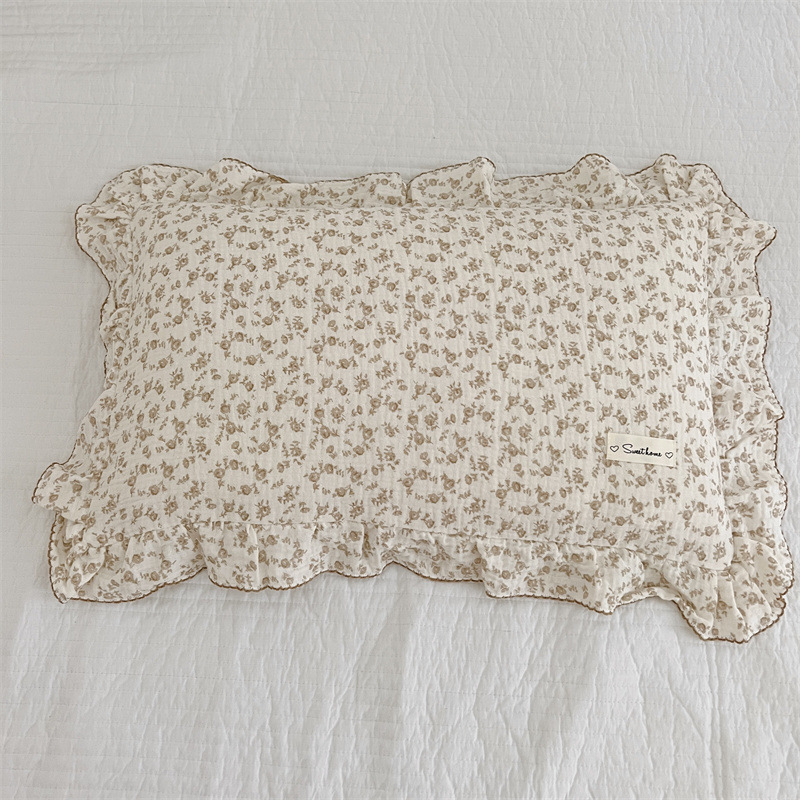 Vintage kis virágos párnahuzat, pamut twill anyag, 40-count, dupla réteg csipkés szegéllyel, hercegnő stílus