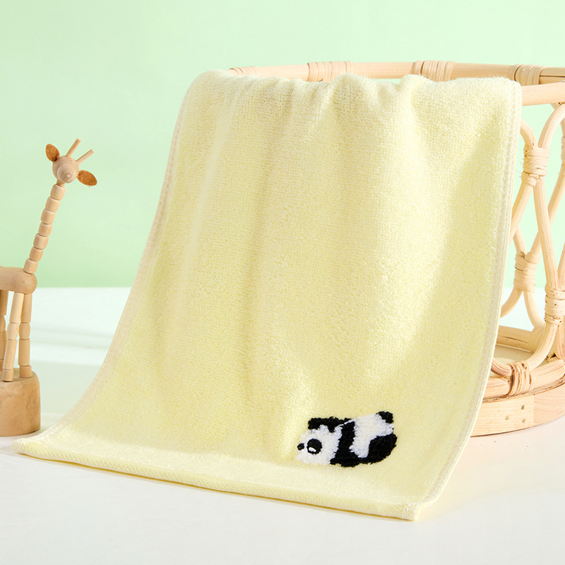 Dječji ručnik od bambusovih vlakana s Panda motivom, mekan, šavom, 50–80 g