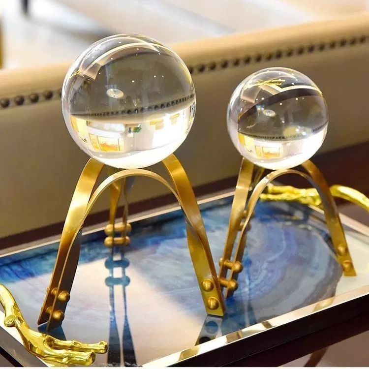 Kristallkuuli dekoratiivne ese veinikapile, Skandinaavia moodsas kontor, elutuba, koridor ja TV kapp (Bränd: Unique; Materjal: sulam; Kingituste eesmärk: reklaamkingitused; Kingitus: ärikingitused)