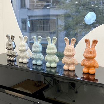 Keramikas truša naudas uzglabāšanas dekora figūriņa dzīvojamajai istabai — vienkāršs moderns stils, elektroplēšanas pārklājums, dāvana dzimšanas dienā