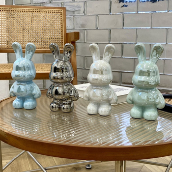 Keramikas truša naudas uzglabāšanas dekora figūriņa dzīvojamajai istabai — vienkāršs moderns stils, elektroplēšanas pārklājums, dāvana dzimšanas dienā